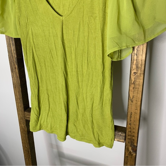 1. State Green Flutter Sleeve Fitted Blouse - Picture 3 of 5